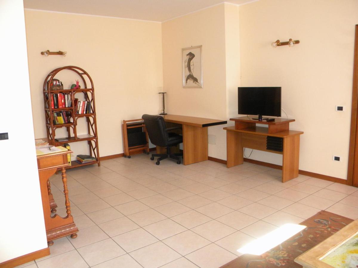 Il Tasso Apartment Mapello Bagian luar foto